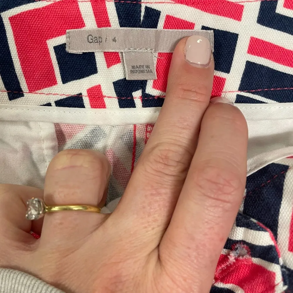 Gap  Shorts - Image 4