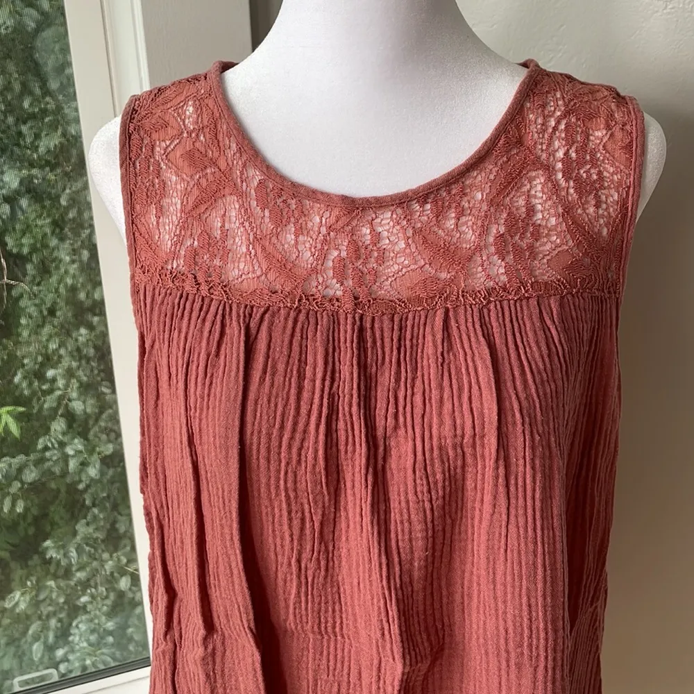 Knox Rose Blush Pink Lace Crinkle Gauze Loose Fit Tank Size Medium - Image 4