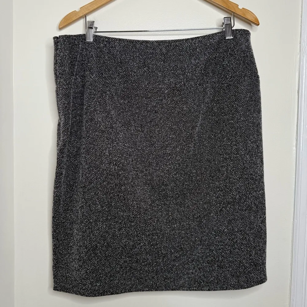 Lane Bryant Draped Tulip Skirt Tweed Black Gray Women’s Size 18 Faux Wrap - Image 2