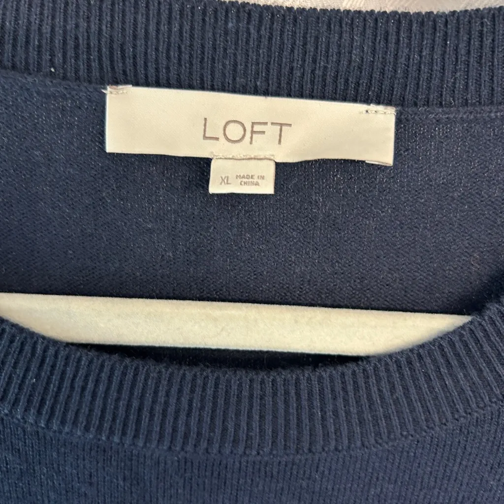 L amour Loft Sweater - Size XL - Image 2