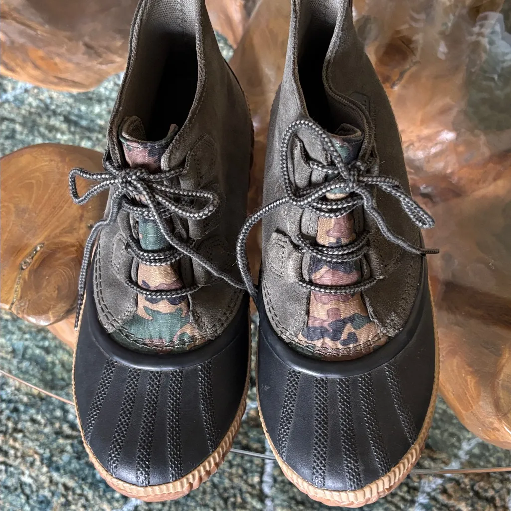 Sorel Out N About Camo Boots, Size 8.5 - Image 5