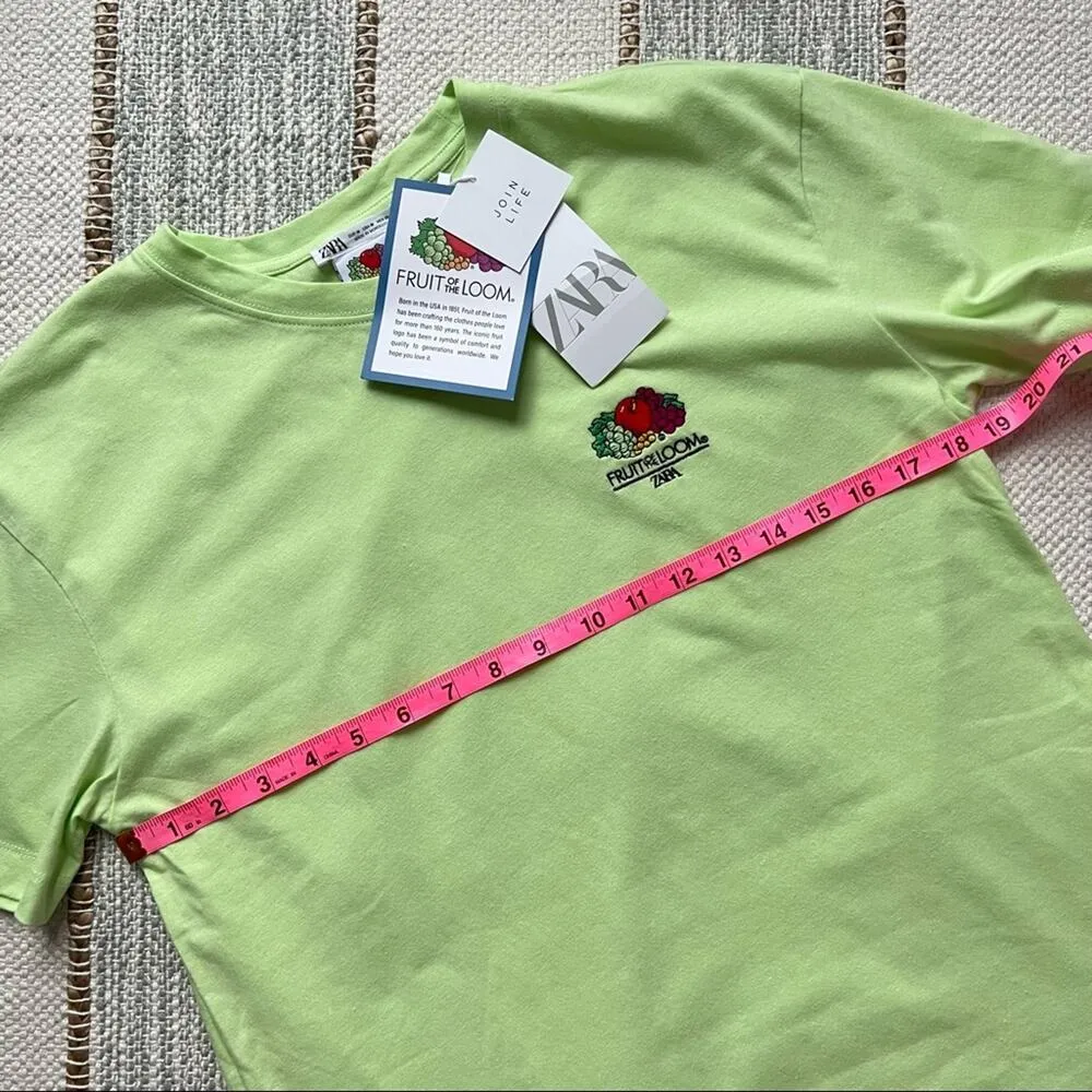 Zara x Fruit Of The Loom Green Crewneck Short Sleeve T-Shirt Women’s Medium - Image 5