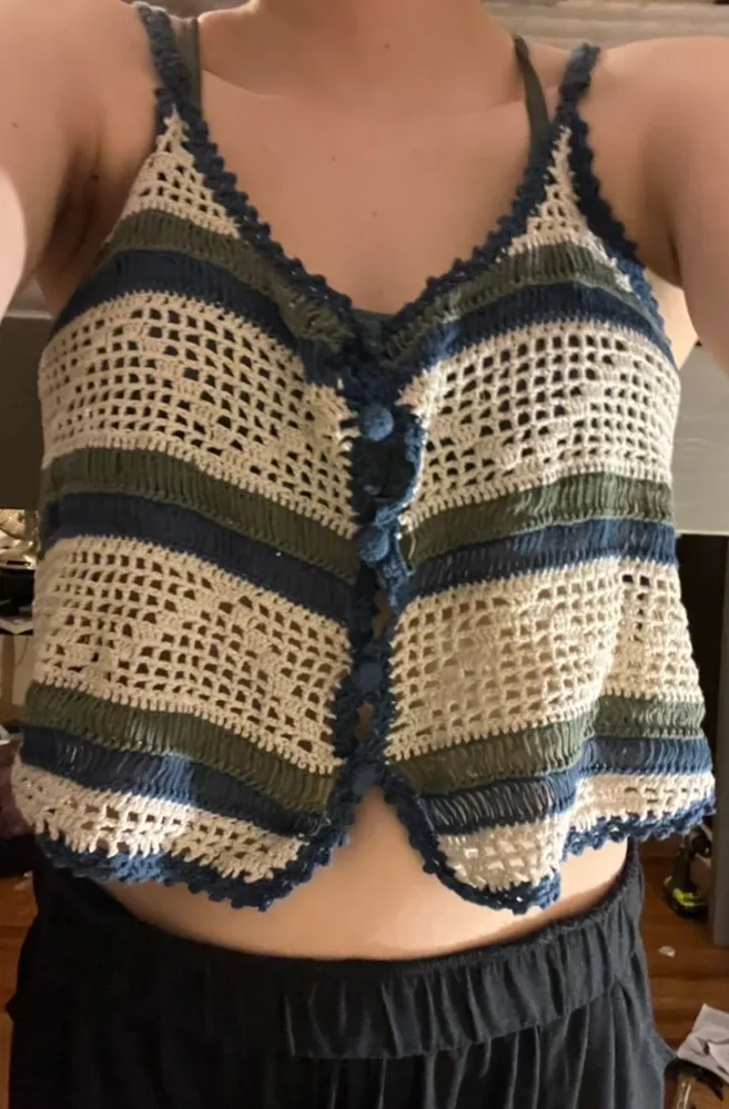 Forever 21 Crochet Tank Top - Image 4