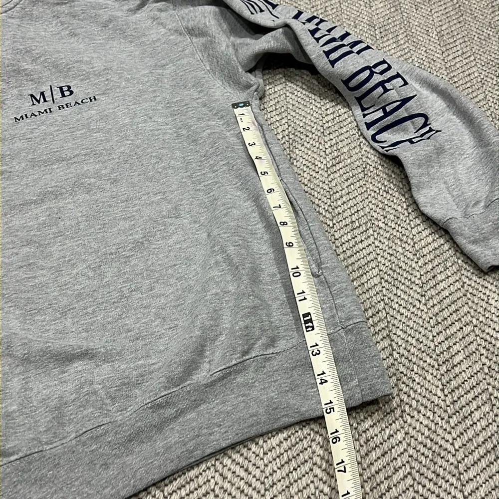 Gray Miami Beach Quarter - Image 6