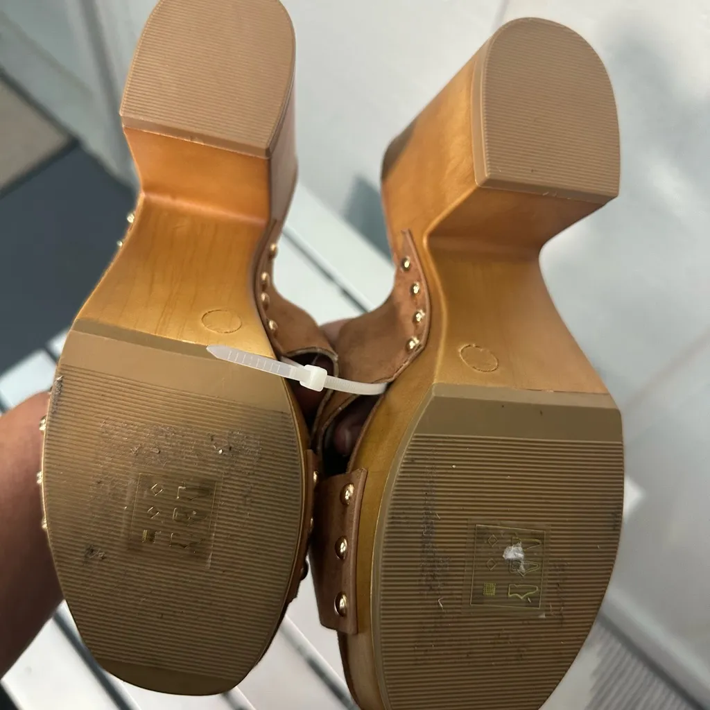 Call it spring  Brown Elastic Cork Open Toe Platform Wedge Sandal Size 6.… - Image 8