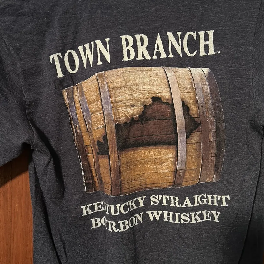 Town Branch Bourbon T - Image 4