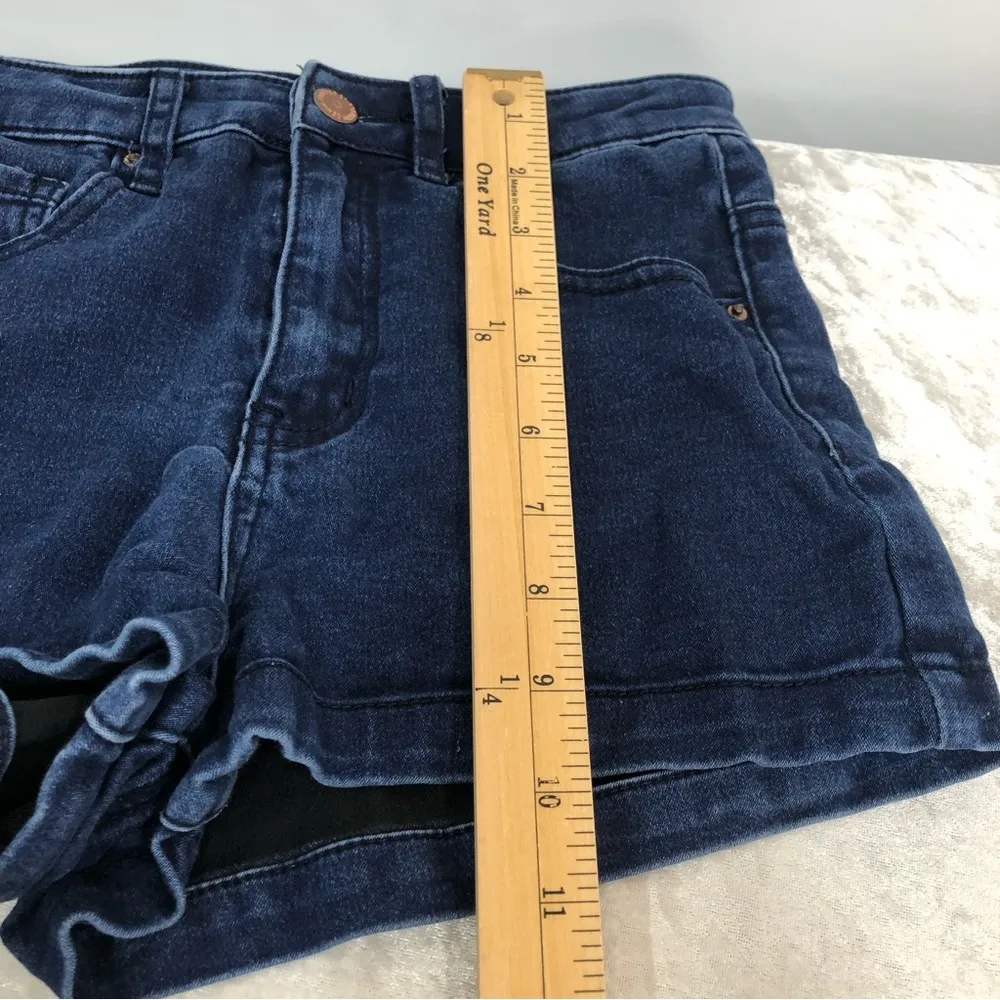 Forever 21 Los Angeles women’s blue jean denim shorts size 26 - Image 4