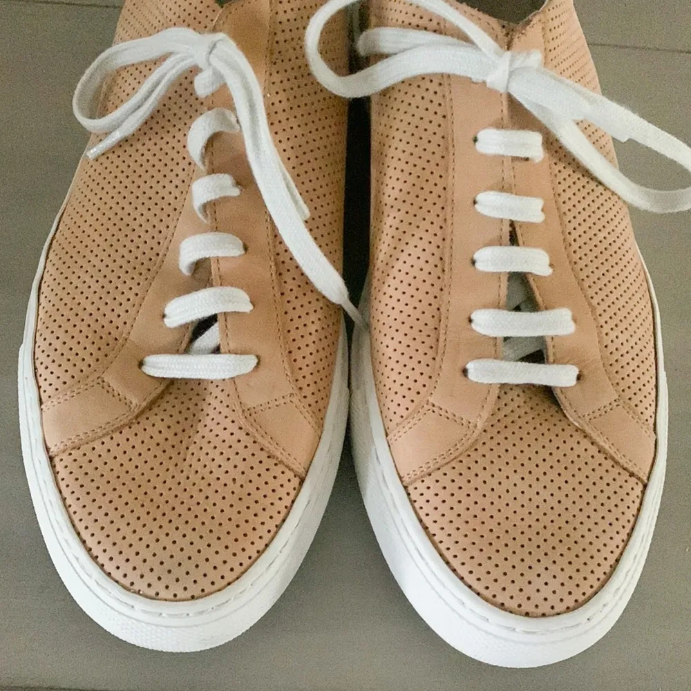 Common Projects Tan Perforated Achilles Low Sneakers Suede camel color 39 9 - Image 10