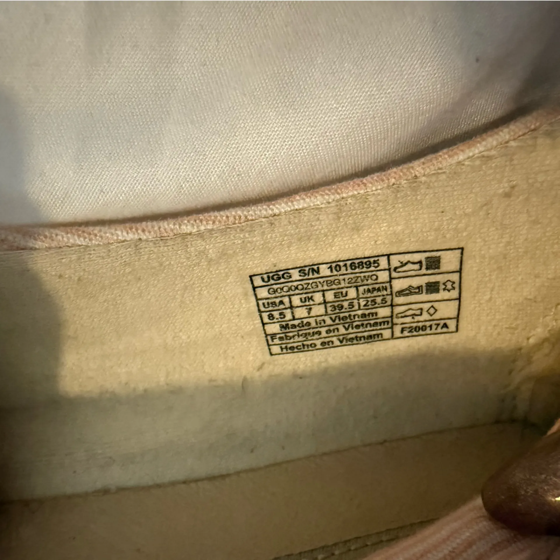 EUC UGG Adley Stripe Pink Shoes - Image 4