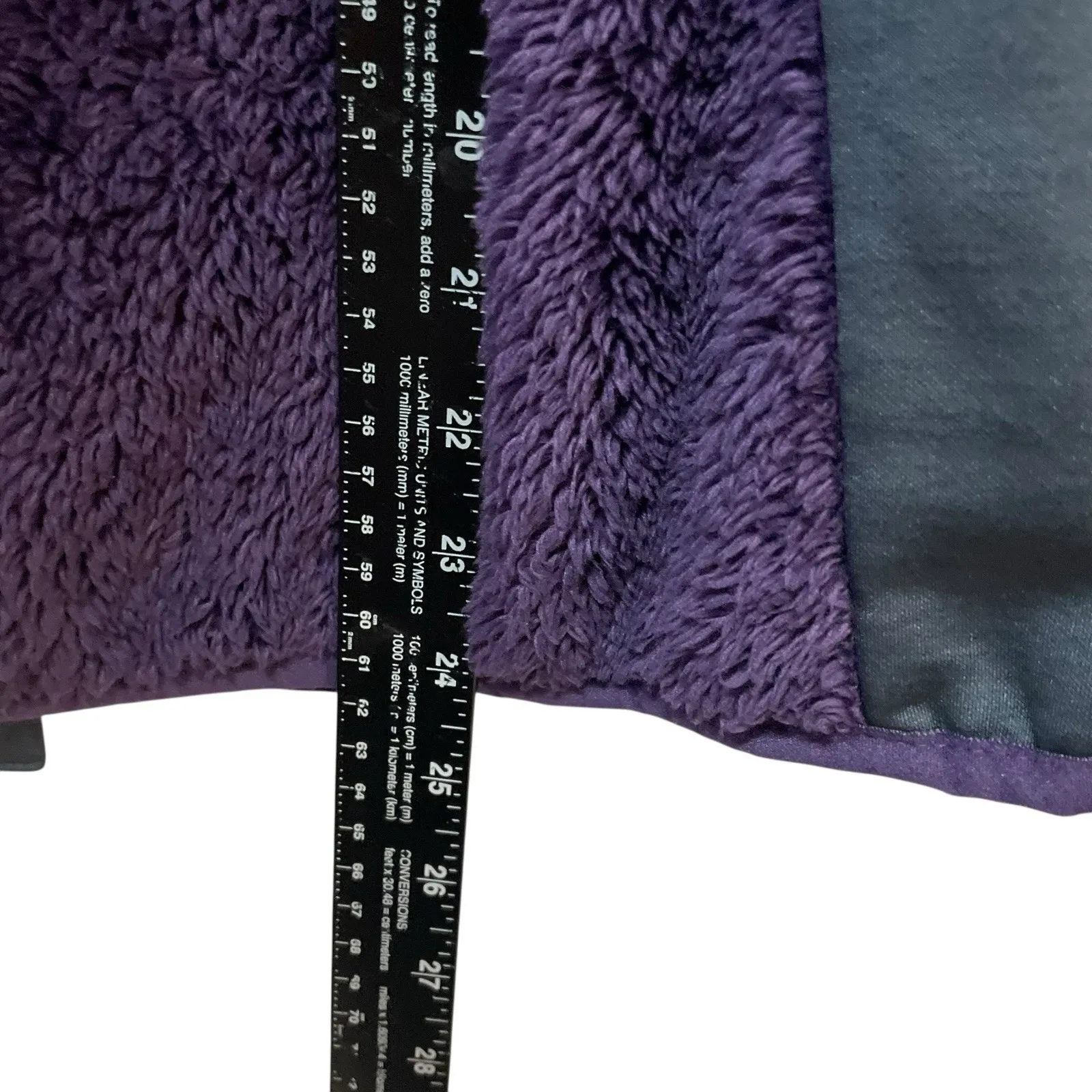 Columbia Purple Sherpa Fleece Fuzzy Zip-Up Jacket, Size Medium Plush Soft Coat - Image 7