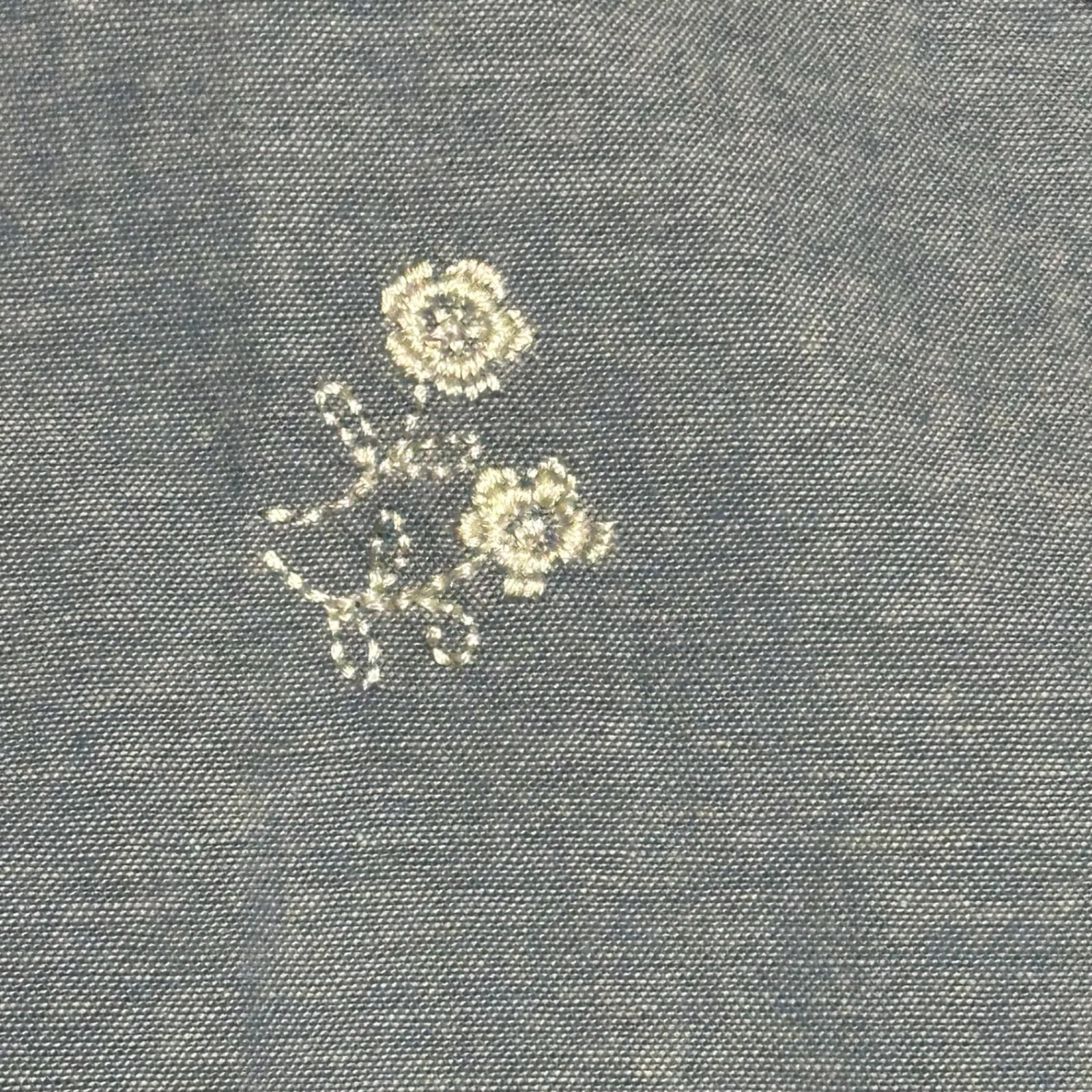 Classic Elements Blue Chambray Floral Embroidered Button Up Shirt Top L G 14 16 - Image 8