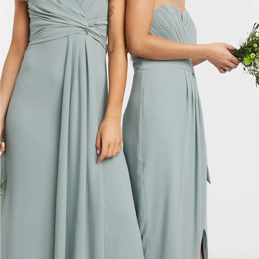 ASOS  Green Flutter Sleeve V-Neck Maxi Gown - Image 6