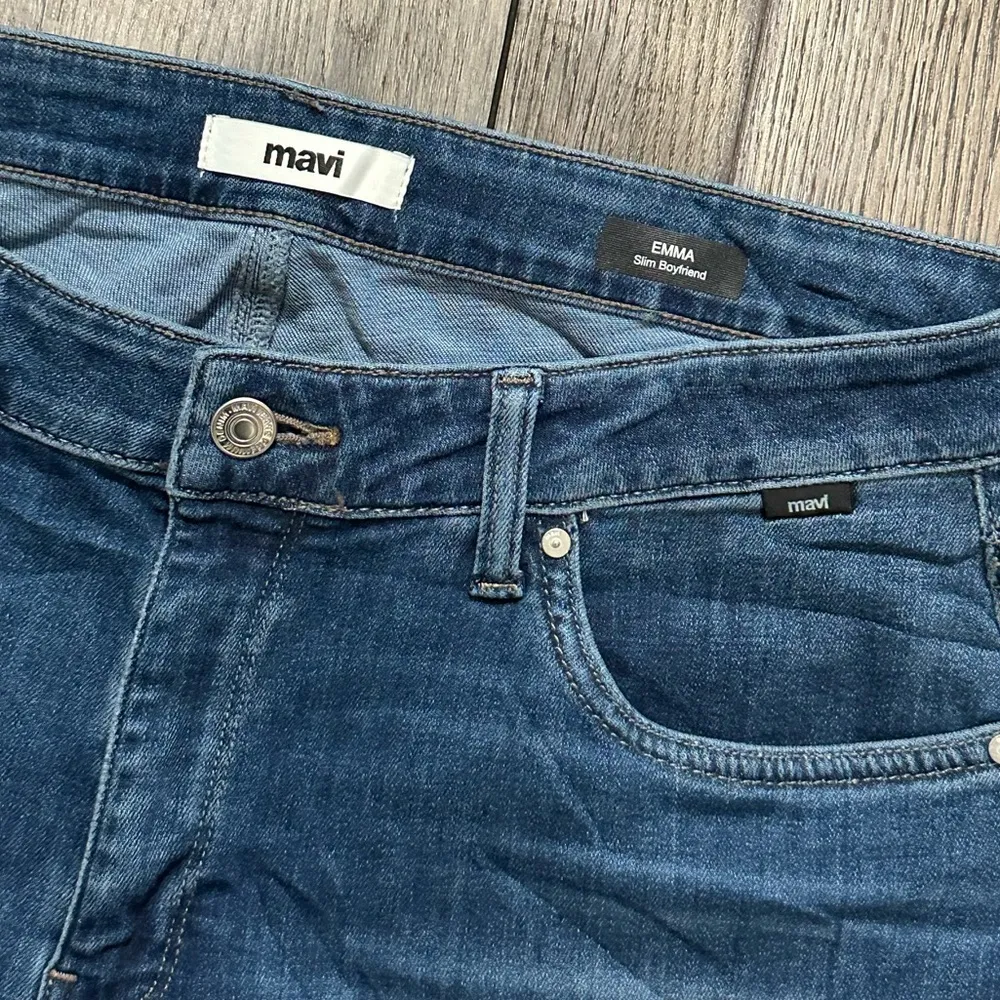 Mavi Emma Slim Boyfriend Jeans Mid Rise | Dark Brushed Feather Blue Size undefined - Image 3