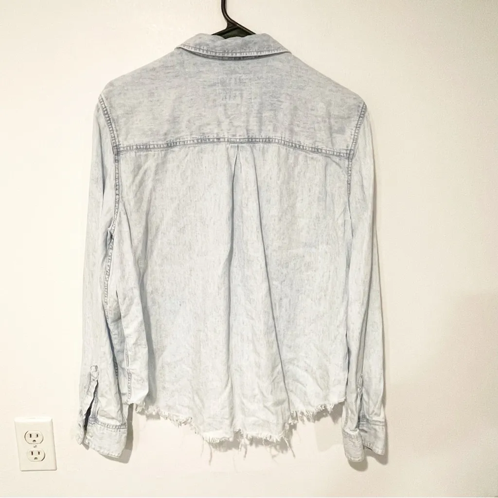 Rails Size Large Ingrid Raw‎ Hem Chambray Denim Button Front Shirt - Image 5