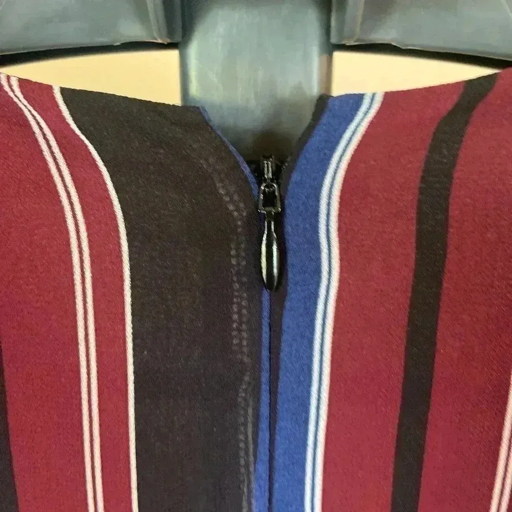 Madewell Wrap-Around Maxi Dress‎ in Stockdale Stripe Maroon Navy Size 00 ($178) - Image 8