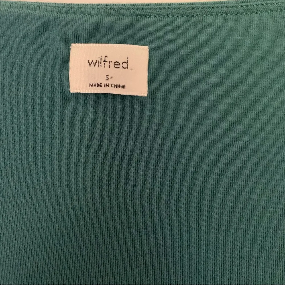 Wilfred Aritzia Lydia Top in Green - Image 4