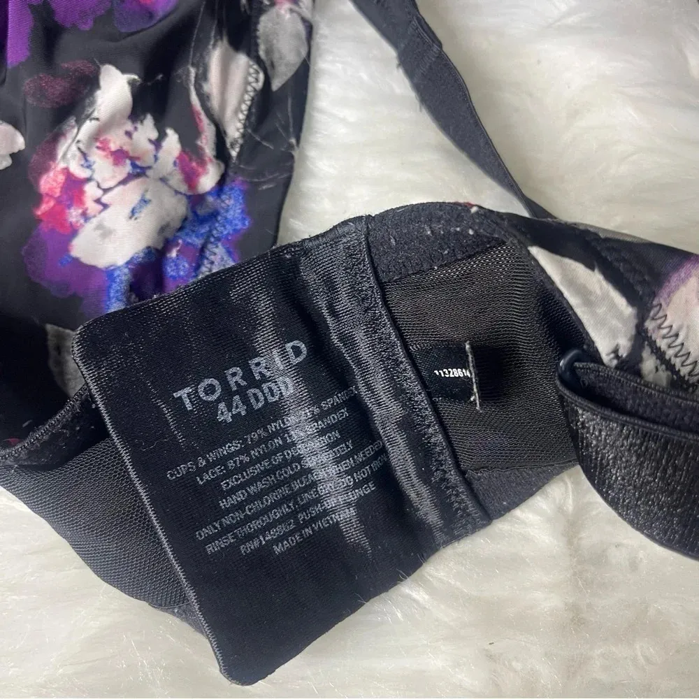 Torrid Black Floral Microfiber & Lace Push-Up Plunge Bra Size 44 DDD - Image 4