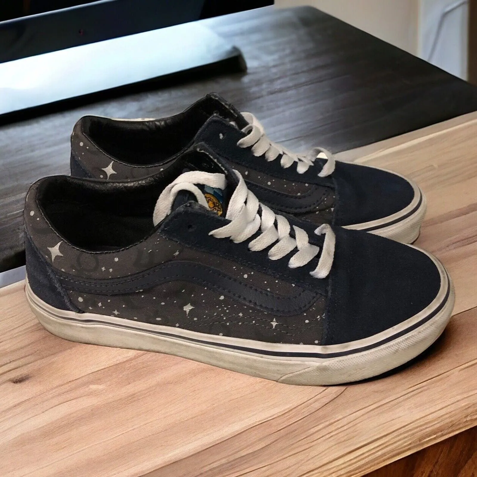 Vans X Sailor Moon Old Skool Navy/Black Sneakers Women’s 6‎ Limited-Edition 2022 - Image 2