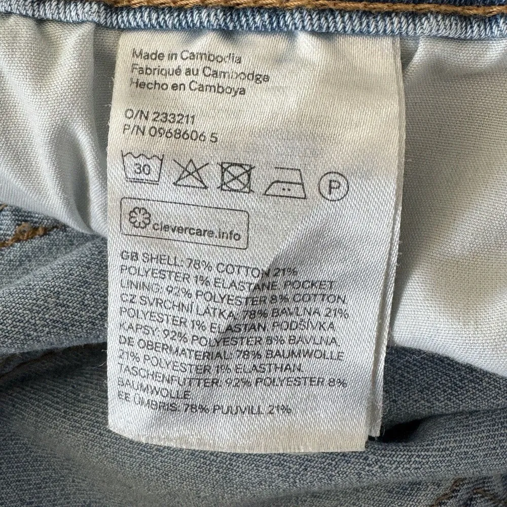 H&M SZ 18 High-Rise Jean Shorts Cuffed Light Wash Pockets Zip-Fly Stretch Womens - Image 5