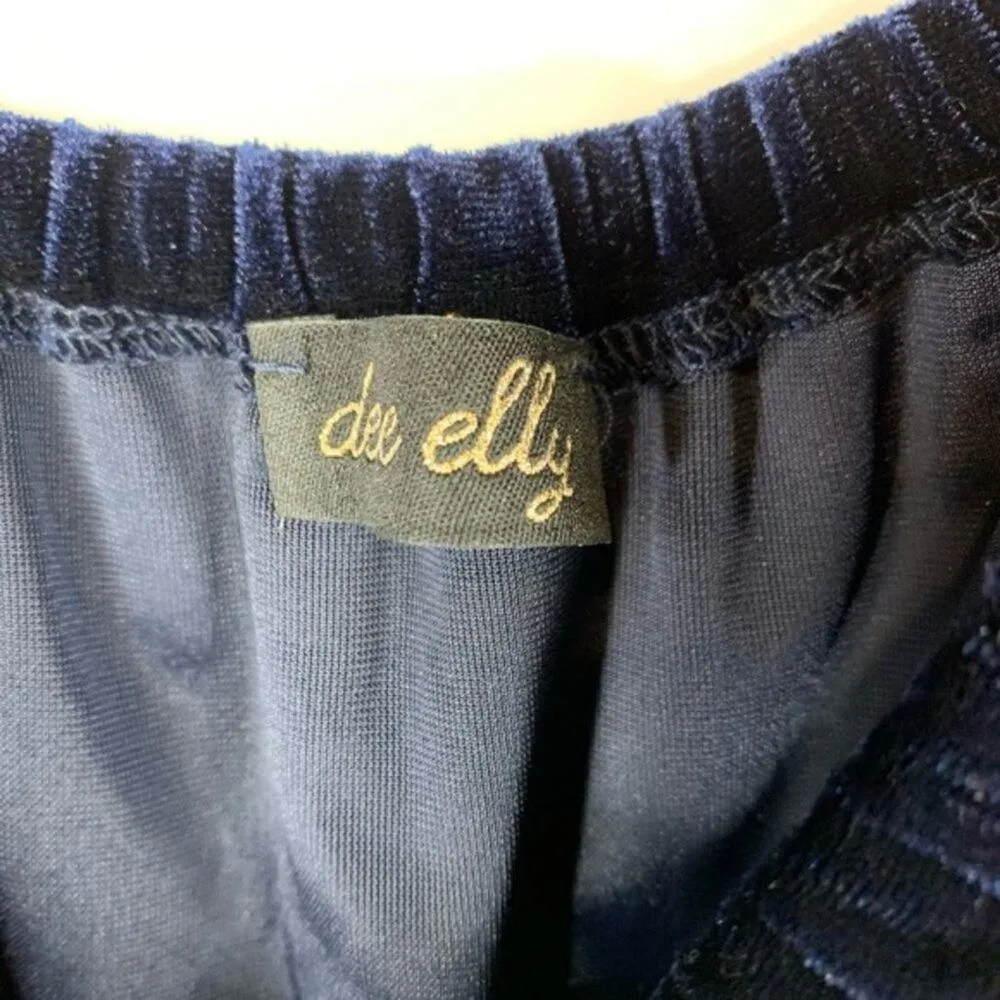 Dee Elly Velour Off Shoulder Top Sz Small - Image 3