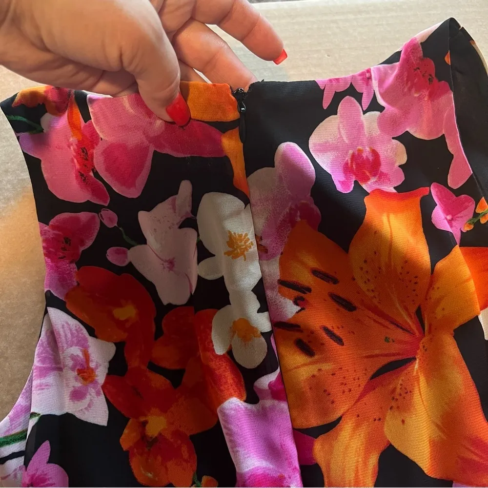 Eliza J. Hibiscus orchids print sleeveless chiffon maxi dress, fully lined, sz 6 - Image 6