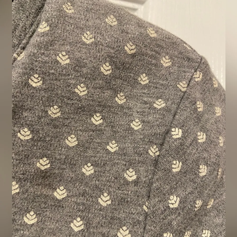 L.L. Bean Size S Gray Cream Print Cotton Lace Up Henley Tee Shirt 3/4 Sleeve - Image 8