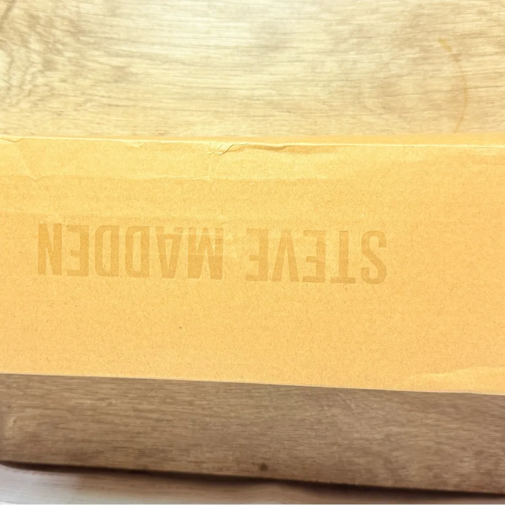 Steve Madden Light Purple Slide Sandals - Image 5