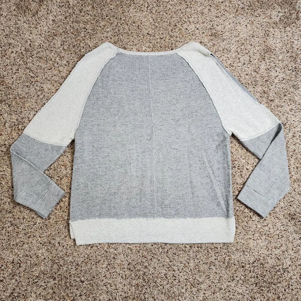 live love dream Grey Sweater Pullover Cold Shoulder Women Size Large Distressed Gray - Image 2