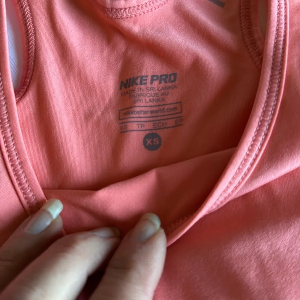 Nike tank top​ - Image 4