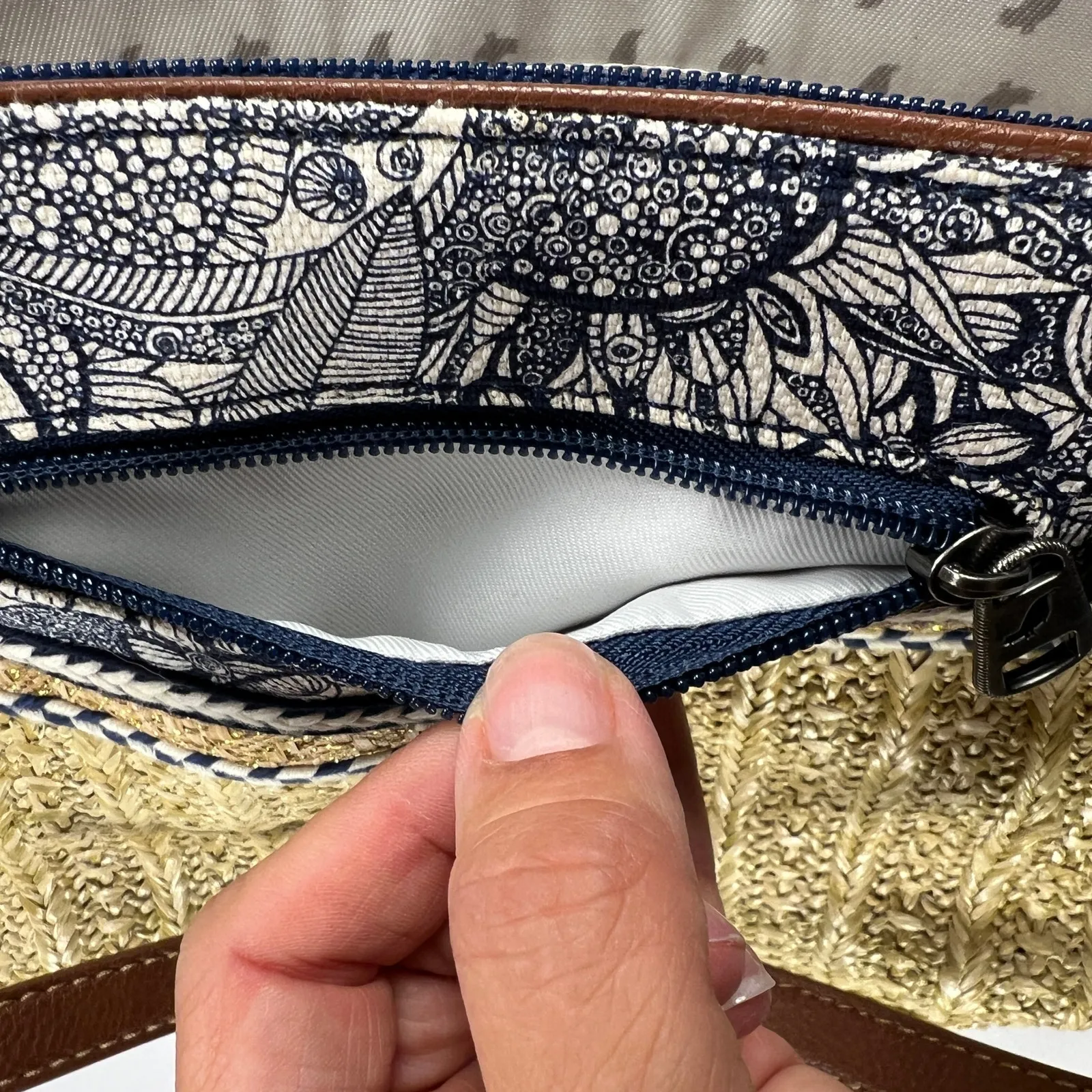 Sakroots Ellis Small Straw Satchel Shoulder Bag New Condition Tassels Owl Charm - Image 7