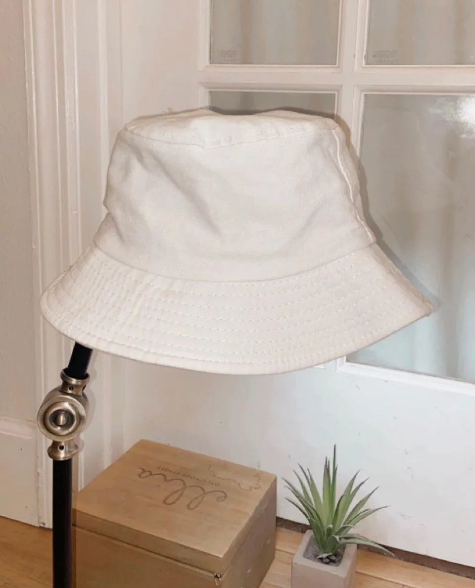 White Bucket Hat W/ Floral Design - Image 4