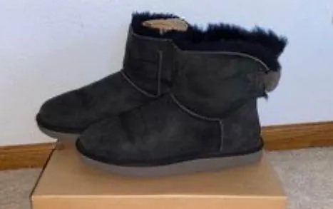 UGG Bailey Bow Tie s - Image 2