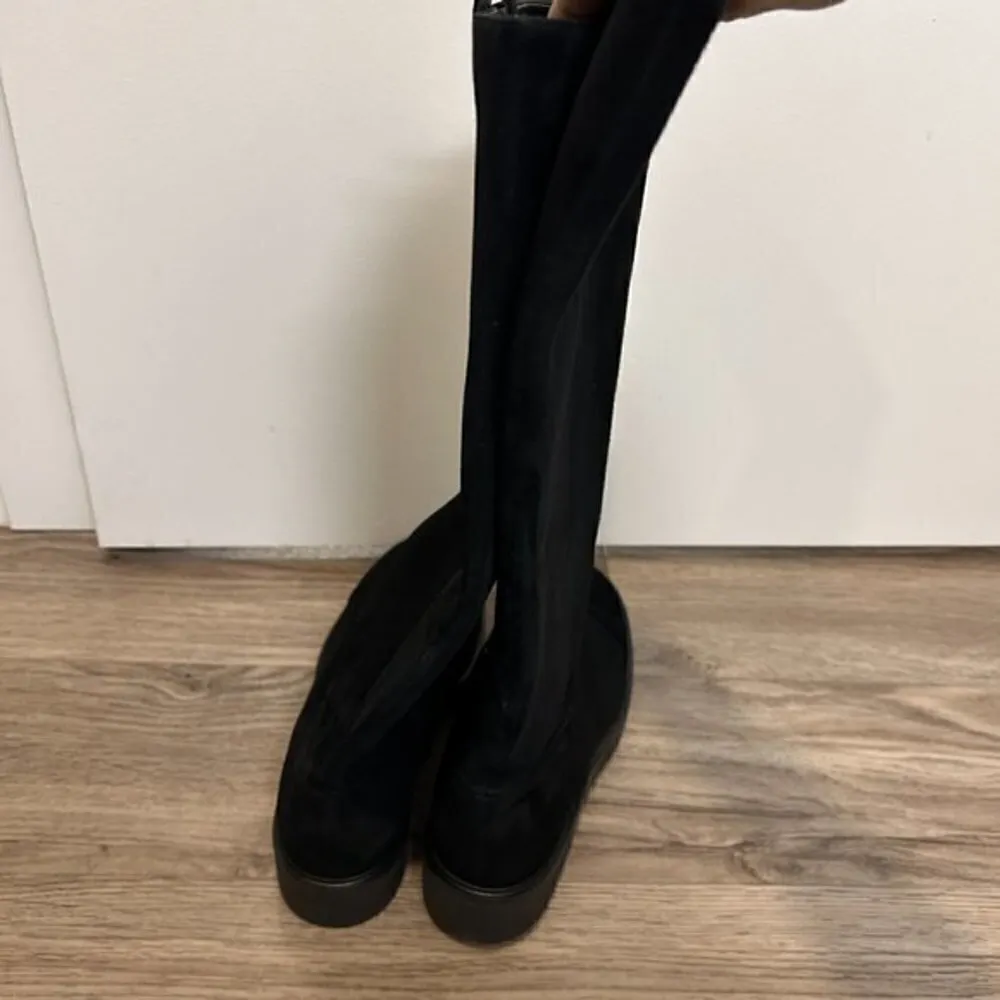 Stuart Weitzman Henley Suede Knee-High Boot Size 8.5 BRAND NEW - Image 7