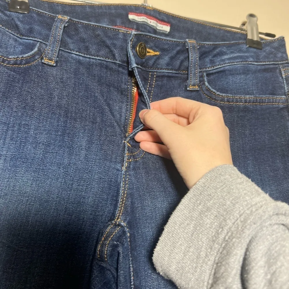 Tommy Hilfiger Low Rise Dark Wash Skinny Jeans - Image 6