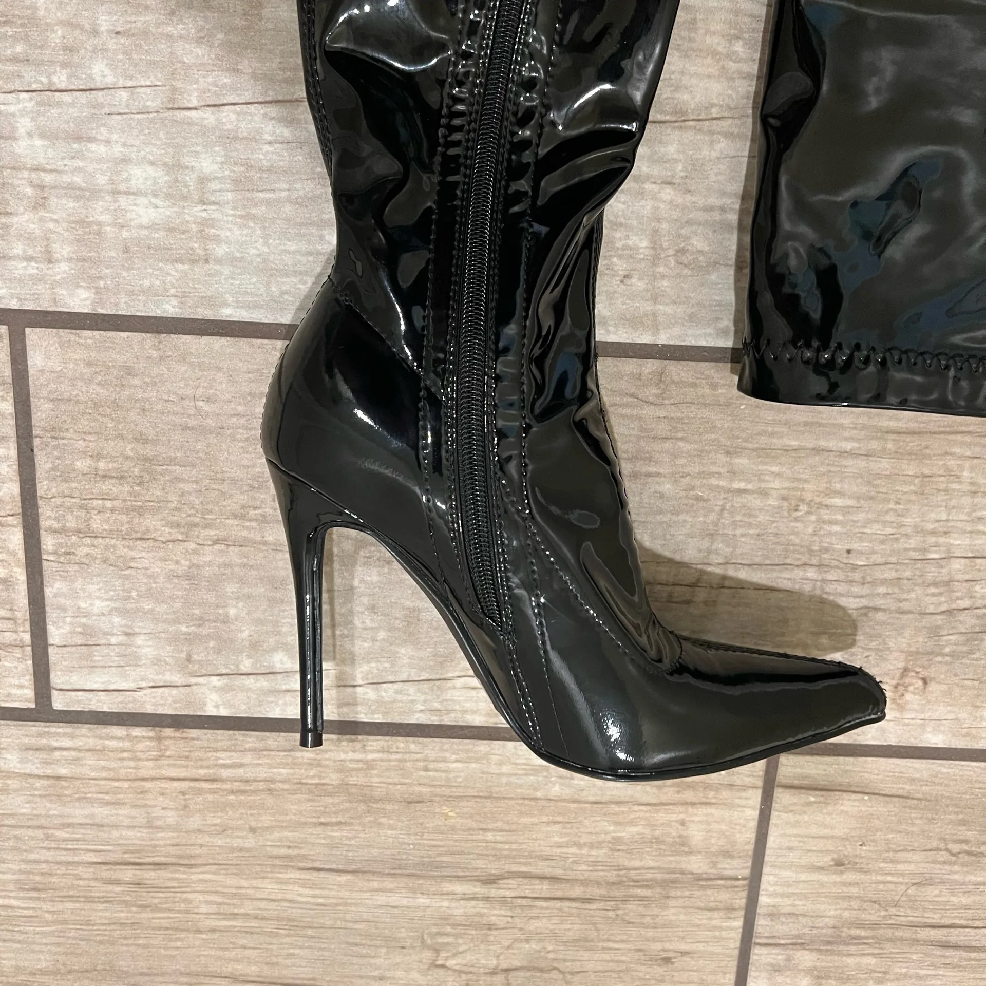 Over The Knee Glossy Stiletto Booth Tight High Boots High Heel Shoes Pointed Toe Black Size 5.5 - Image 6