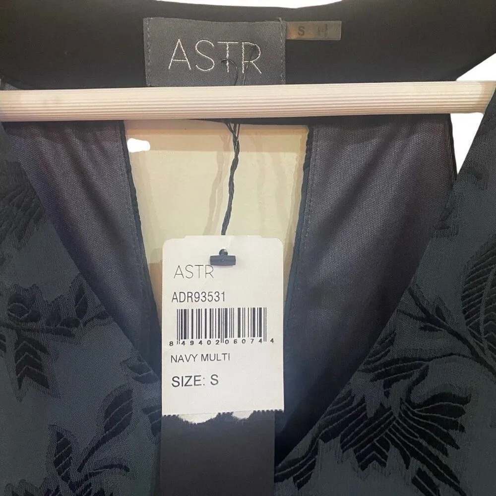 NWT ASTR small navy vneck sleeveless floral lined dress blouse - Image 2
