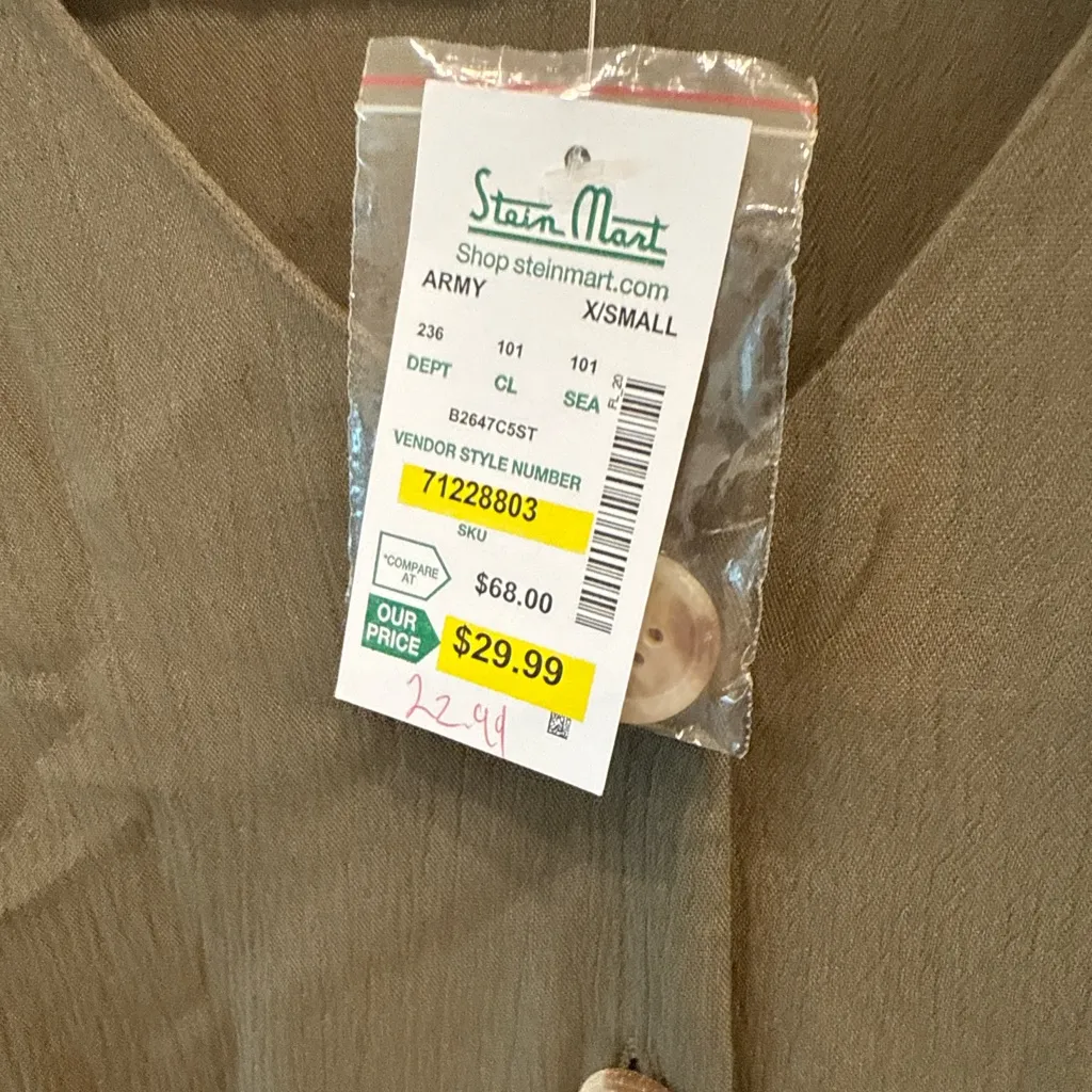 Rockettes Olive Button - Image 3