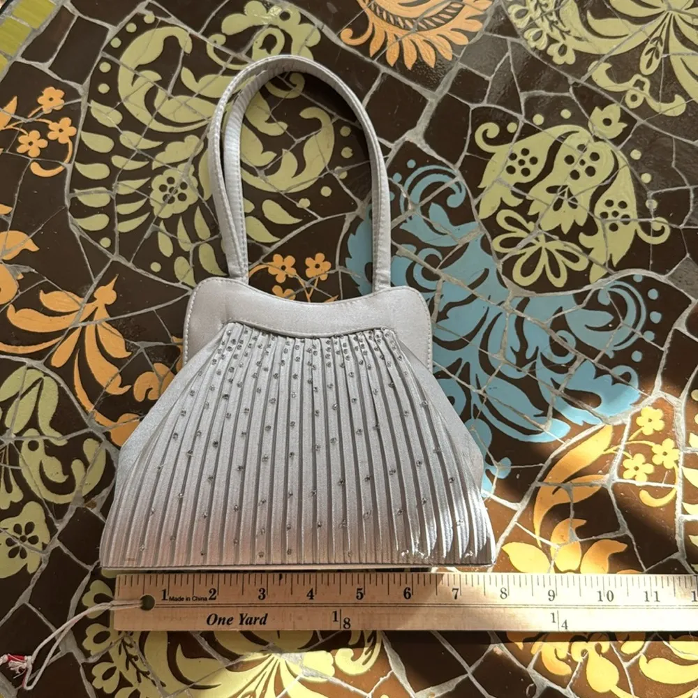 SATN WITH Rhinestone Accent Purse with Shoulder Strap. Gray - Image 5