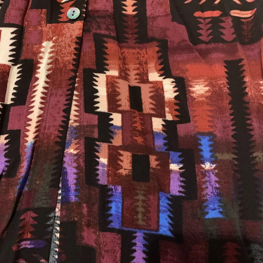 NWOT Tribal print midi skirt Size XS - Image 3