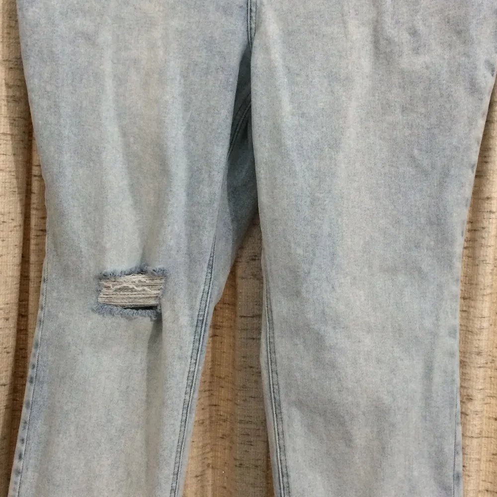 Flex Magic Waistband High Rise Straight Leg Jeans - Image 3