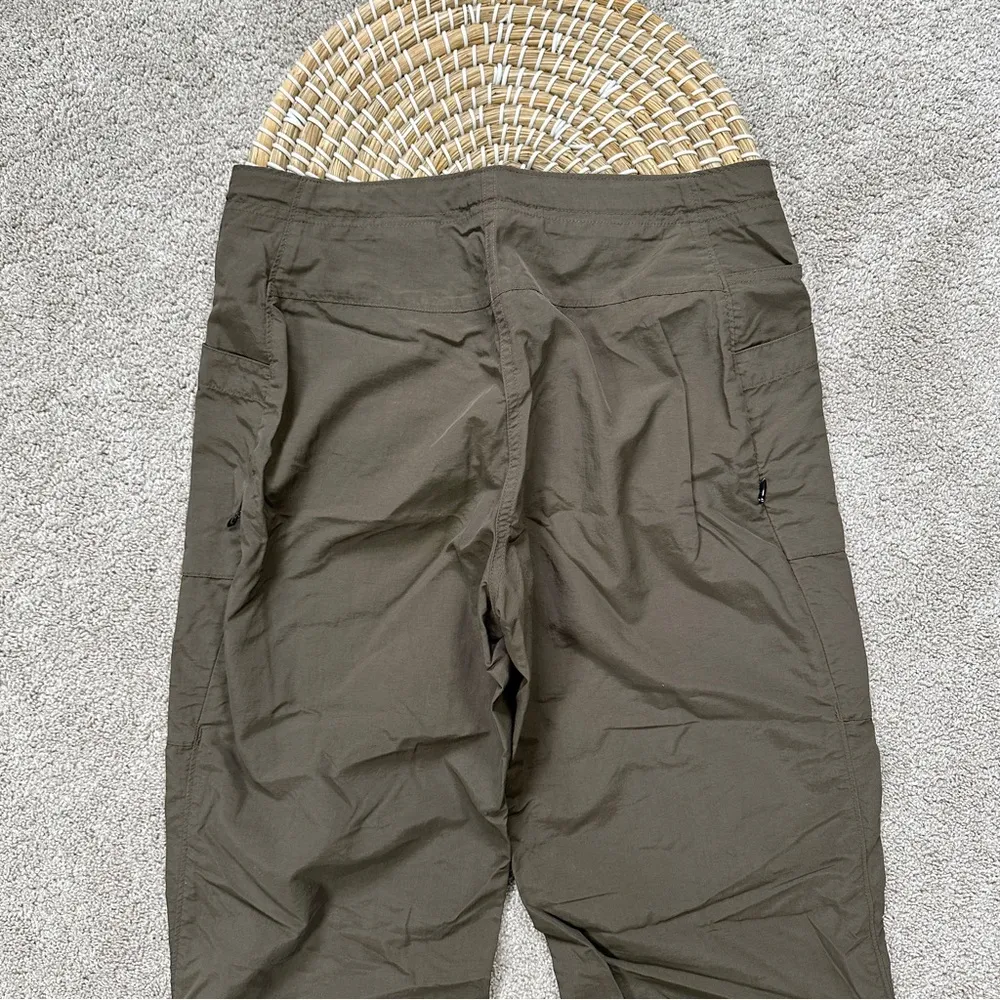 Mountain Hardwear Women’s Lightweight Dritter Driftwood Nylon Pant in Green 6/38 - Image 6