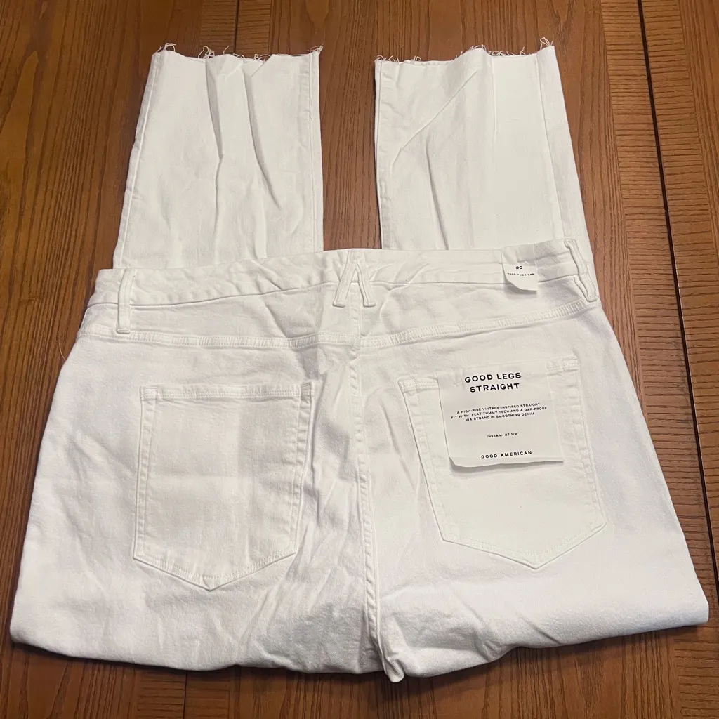 Good American Good Legs High Rise Straight Leg Raw‎ Hem Jeans in White Size 20 - Image 12