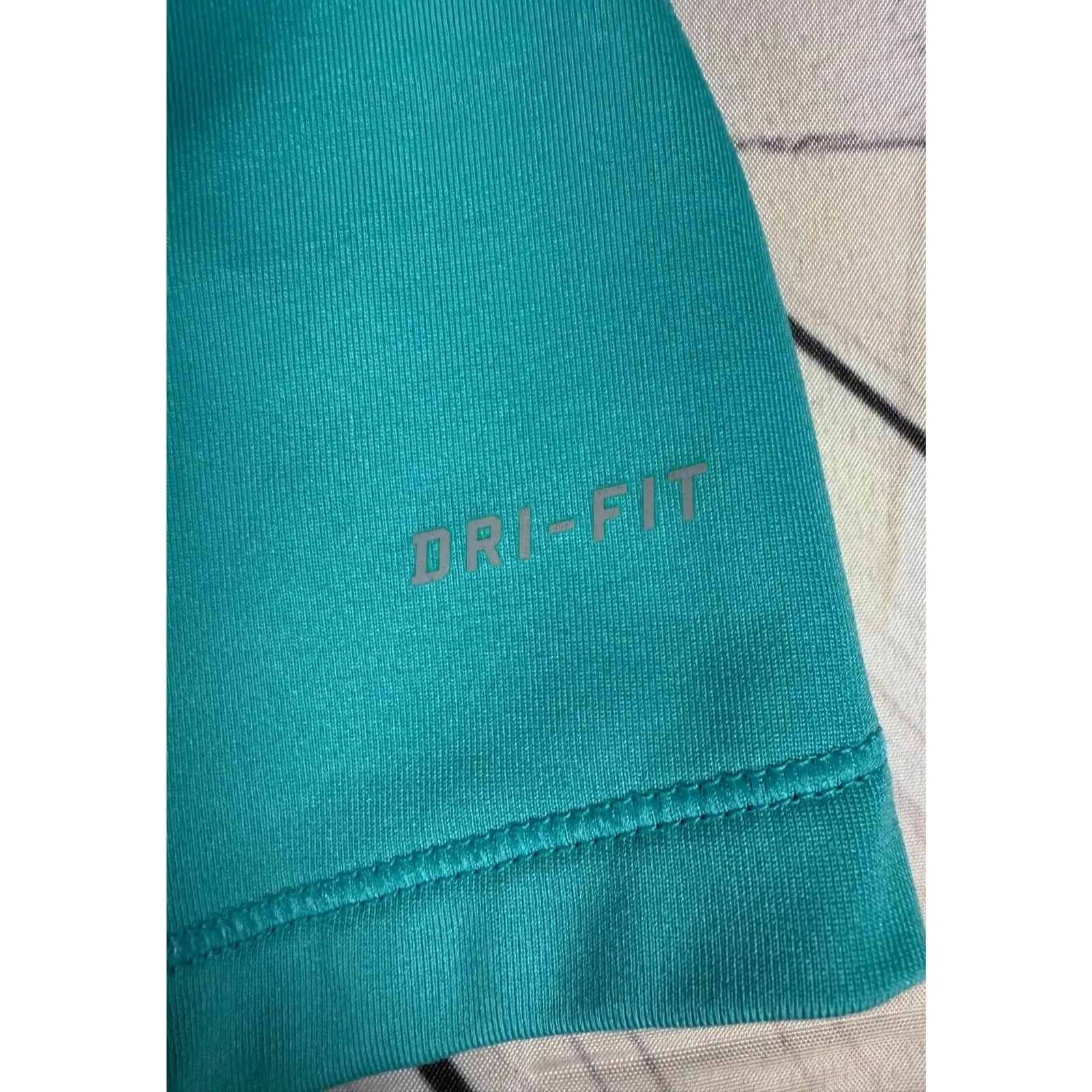 Nike Women's Medium Pro Dri-Fit Infinity Training Shirt Blue - Image 3