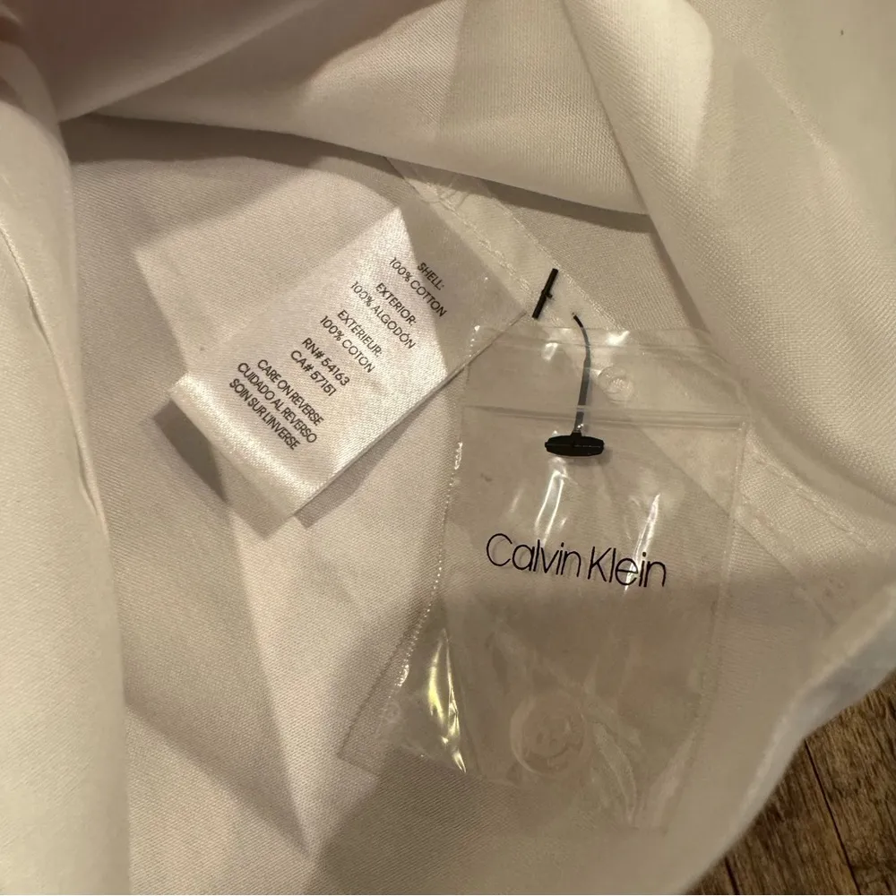 NWT Calvin Klein Wrinkle Free Classic White Women's Button-Up Shirt - Image 5