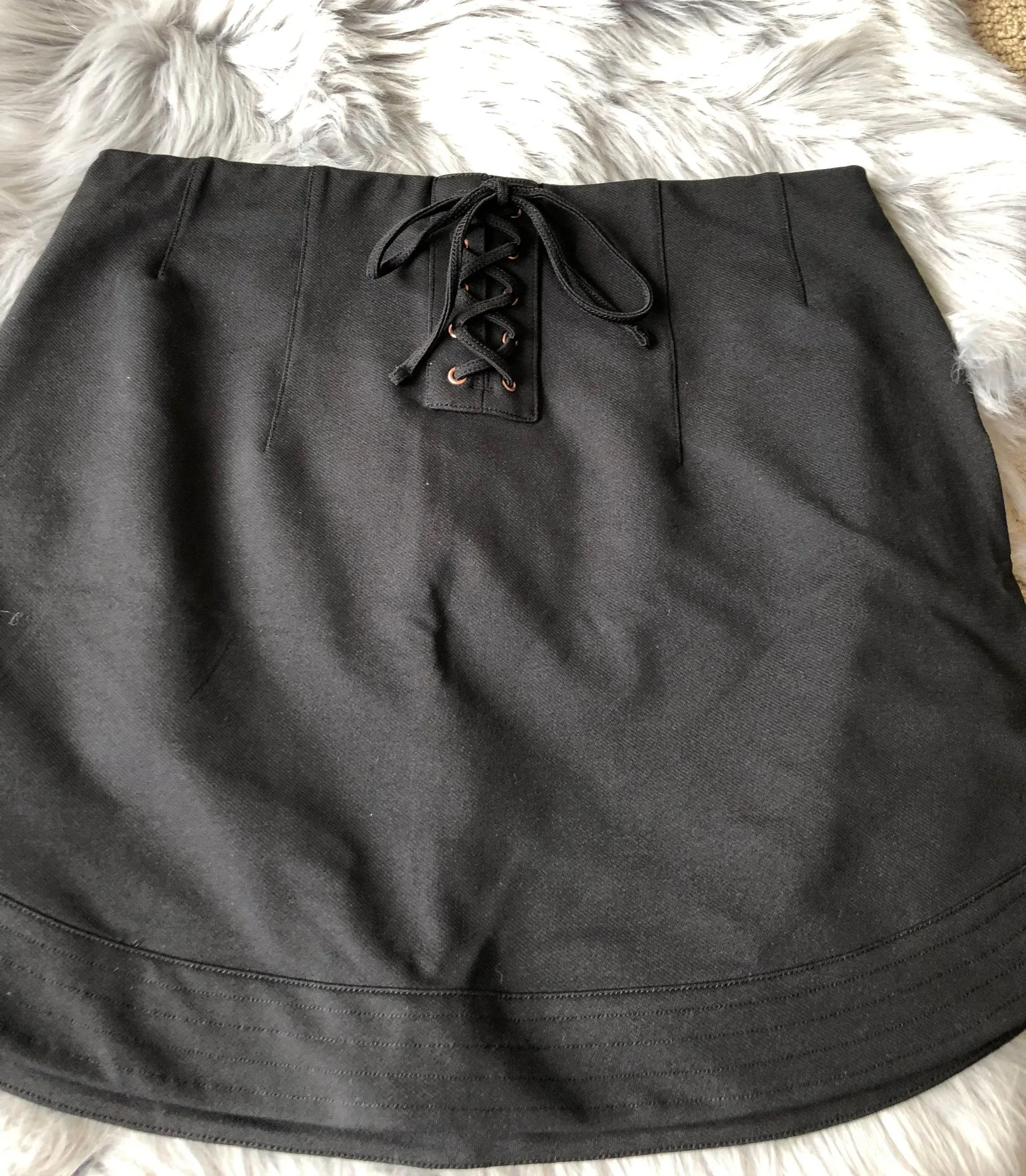 Black Lace Up Twill Mini Skirt Size 10 BRAND NEW - Image 2