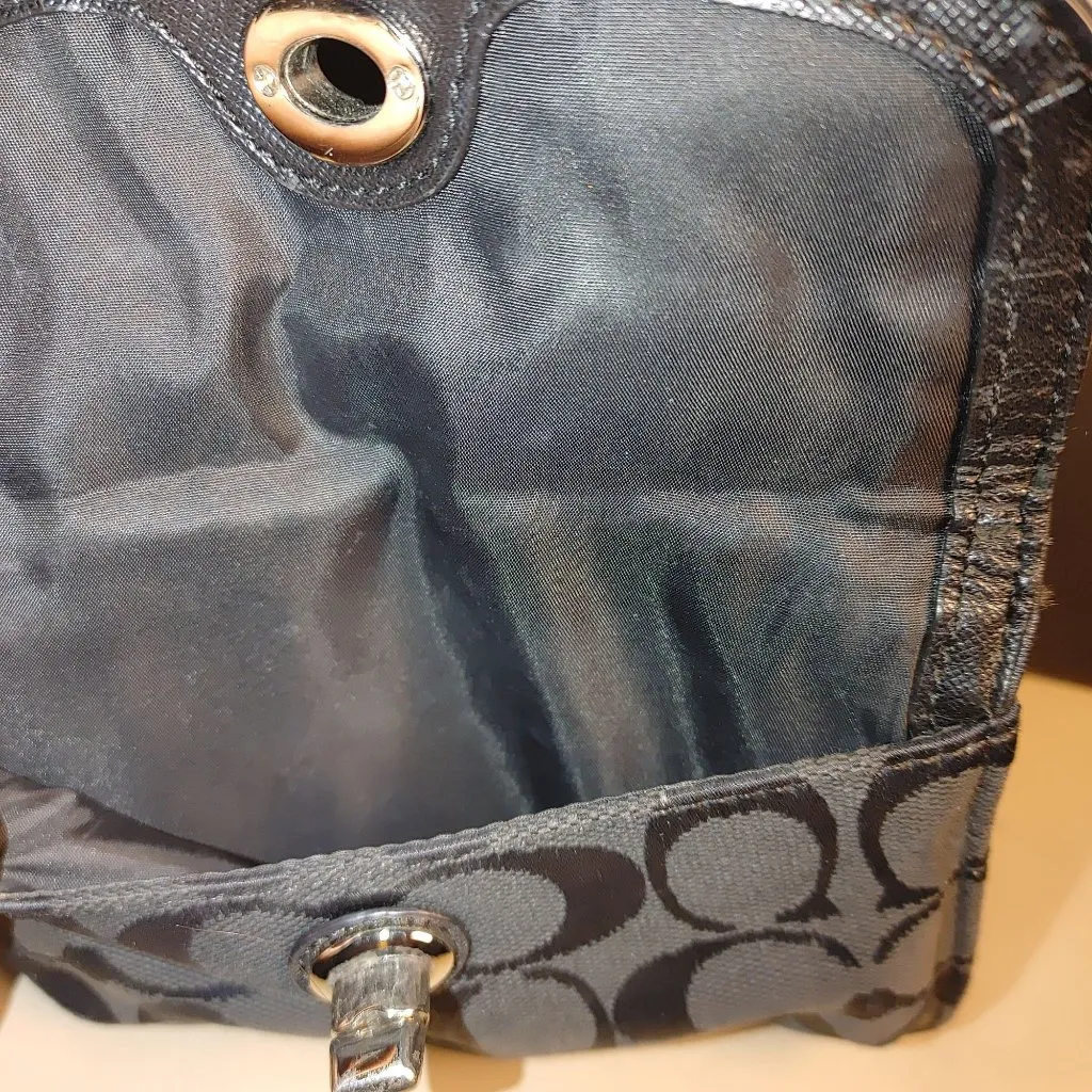 Coach Signature Black Crossbody Wallet Canvas Leather Turnlock Closure Compact - Image 9