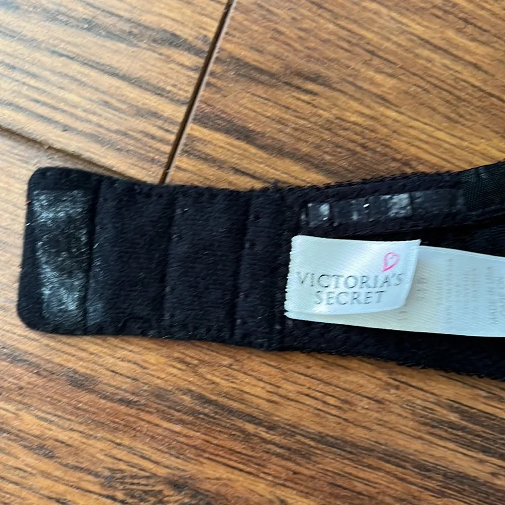 Victoria’s Secret Lace padded strapless bra - Image 11