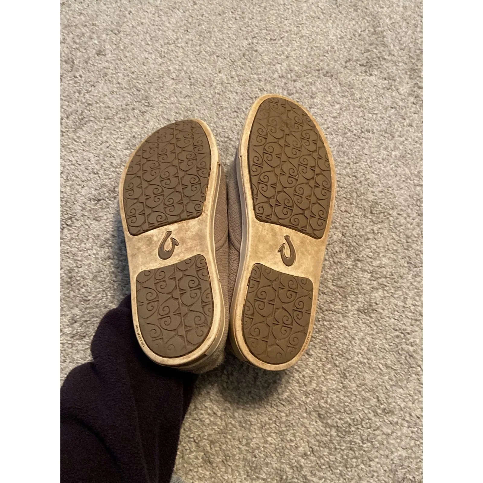 Olukai Suede slip on shoes‎ size Gray Size 8 - Image 2