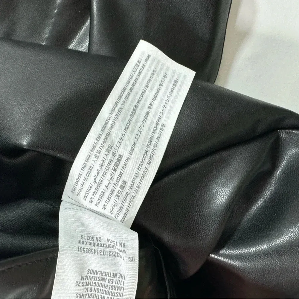 Abercrombie The Skinny Ultra High Rise Pants Faux Leather Black Split Hem - Image 8