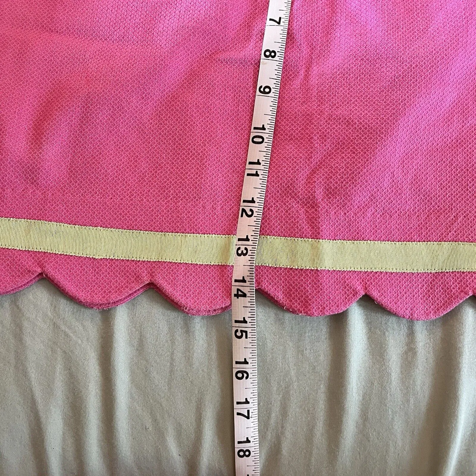 Lilly Pulitzer Stretch Mini Skirt Pink - size 6 Vintage Scalloped W Green Trim - Image 3